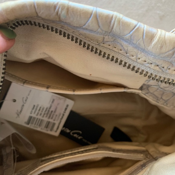 Kenneth Cole Shoulder Bag - Picture 5 of 8